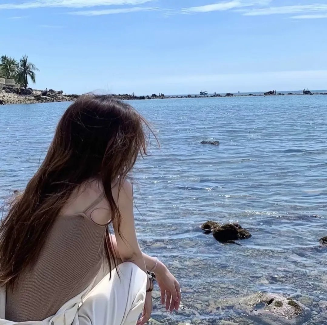 濶少艳福